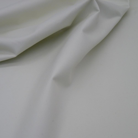 Blackout Poly Cotton Lining - Ivory - 54 Inch